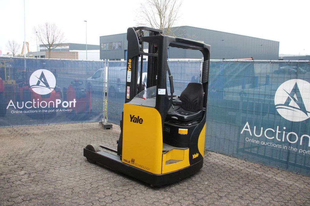 Reach truck Yale MR16 Electric 1600kg 5.5m 2007