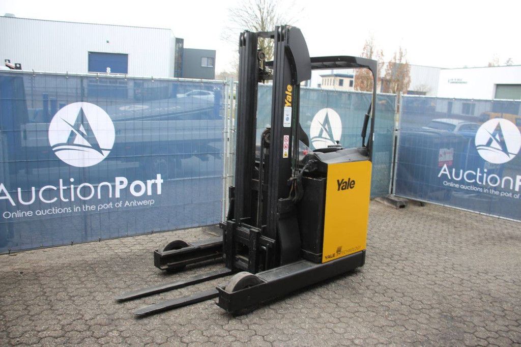 Reach truck Yale MR16 Electric 1600kg 5.5m 2007