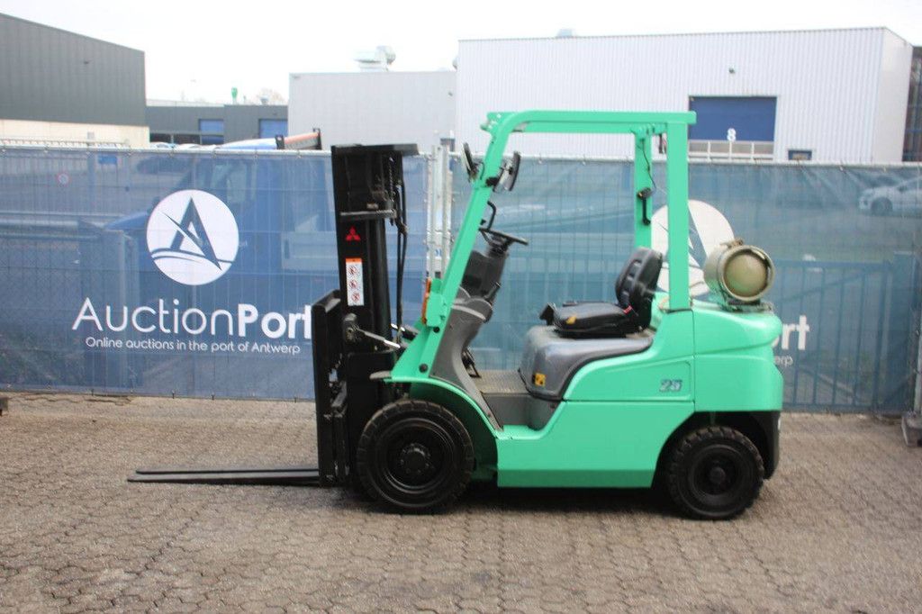 Heftruck Mitsubishi FG25NT LPG 2500kg 4.3m 2014