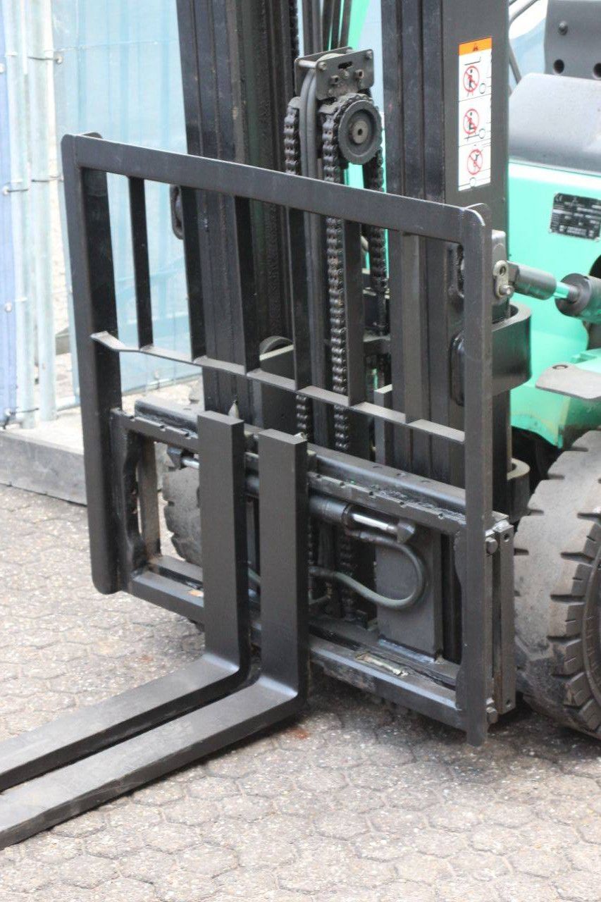 Heftruck Mitsubishi FG25NT LPG 2500kg 4.3m 2014