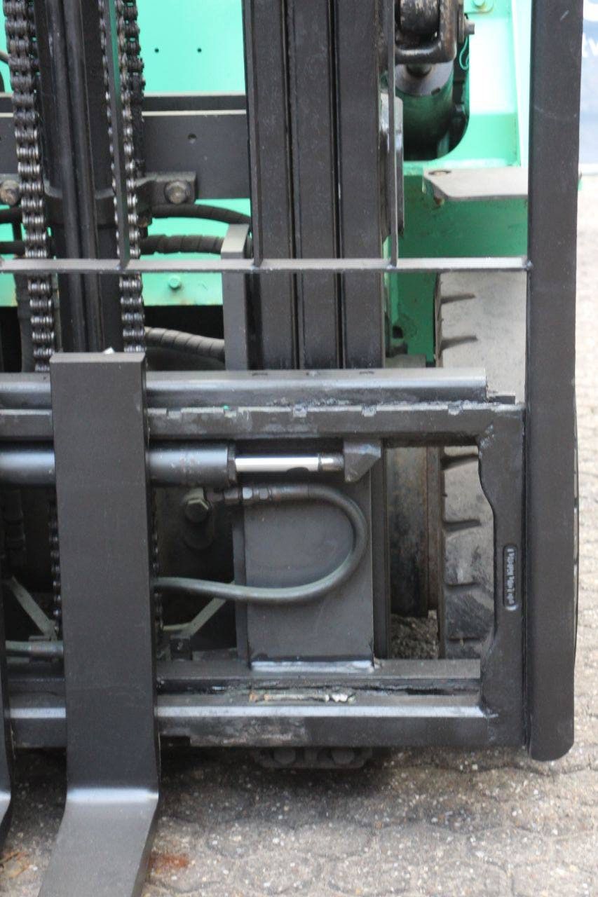 Heftruck Mitsubishi FG25NT LPG 2500kg 4.3m 2014