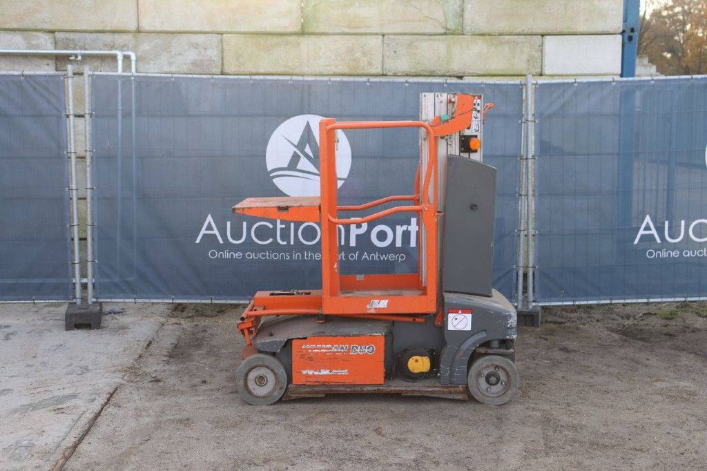 JLG TOUCAN DUO Electric Mast Lift 6m 2017
