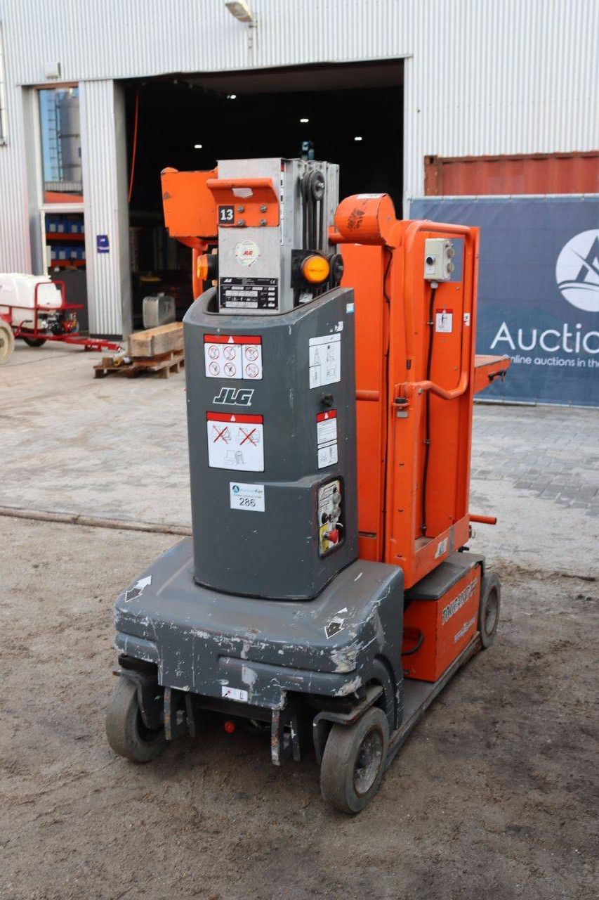 JLG TOUCAN DUO Electric Mast Lift 6m 2017