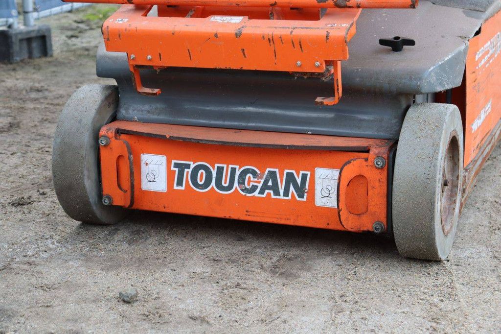 JLG TOUCAN DUO Electric Mast Lift 6m 2017