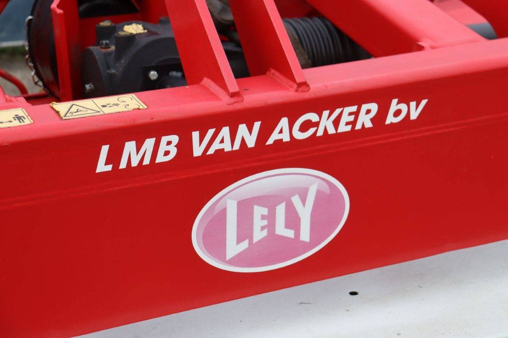 Disc mower Lely 320 FC 2014