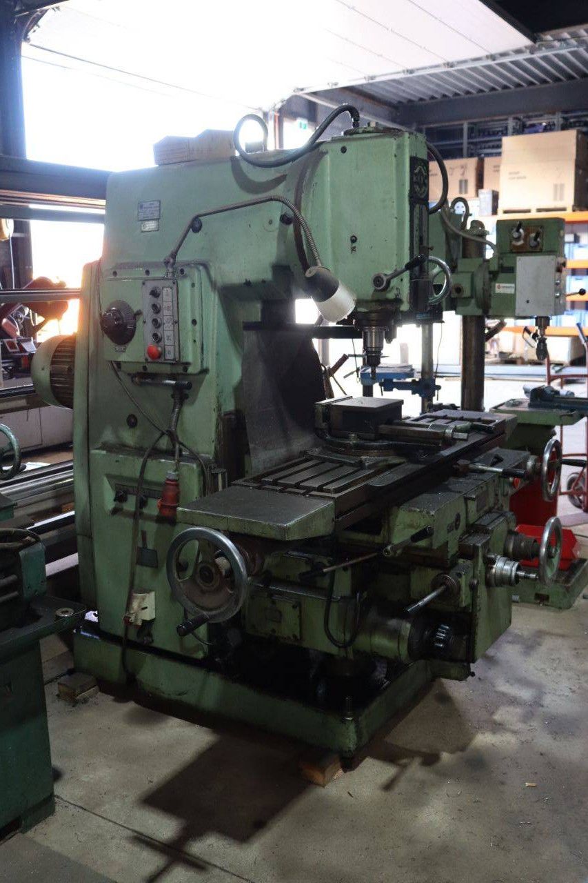 Metaalbewerkingsmachine