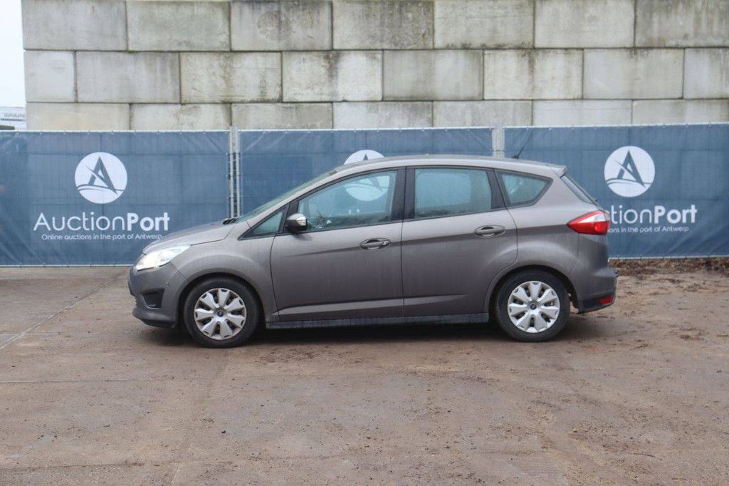 Ford C-MAX Petrol Station Wagon 2014
