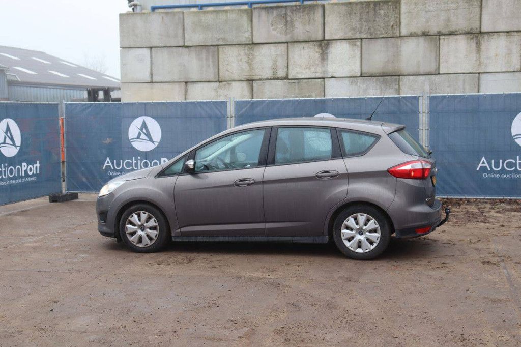 Ford C-MAX Petrol Station Wagon 2014