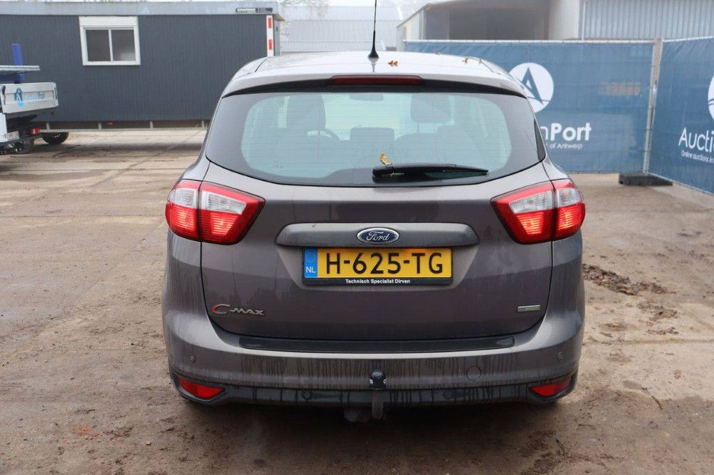 Ford C-MAX Petrol Station Wagon 2014