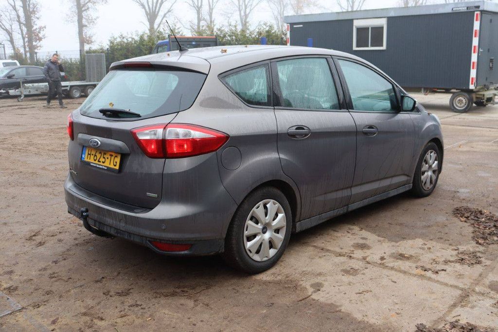 Ford C-MAX Petrol Station Wagon 2014