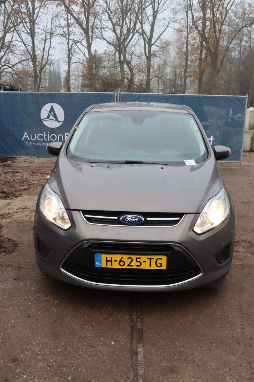Ford C-MAX Petrol Station Wagon 2014