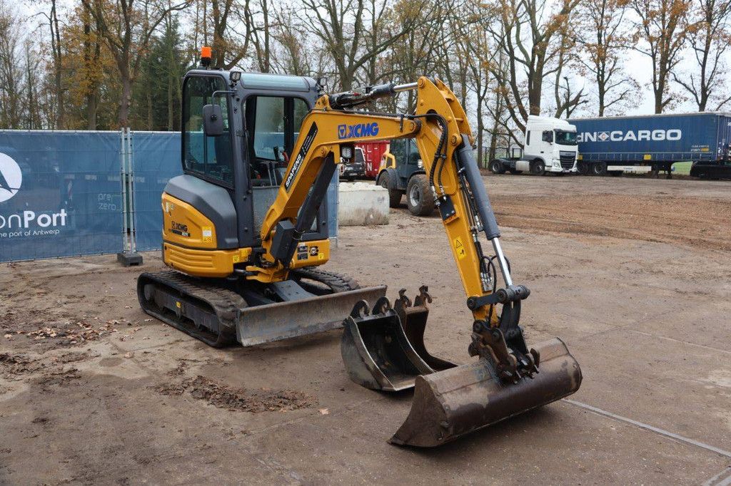 Raupenbagger XCMG XE27E Diesel 2022