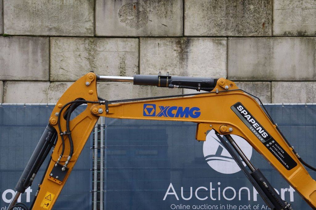 Raupenbagger XCMG XE27E Diesel 2022