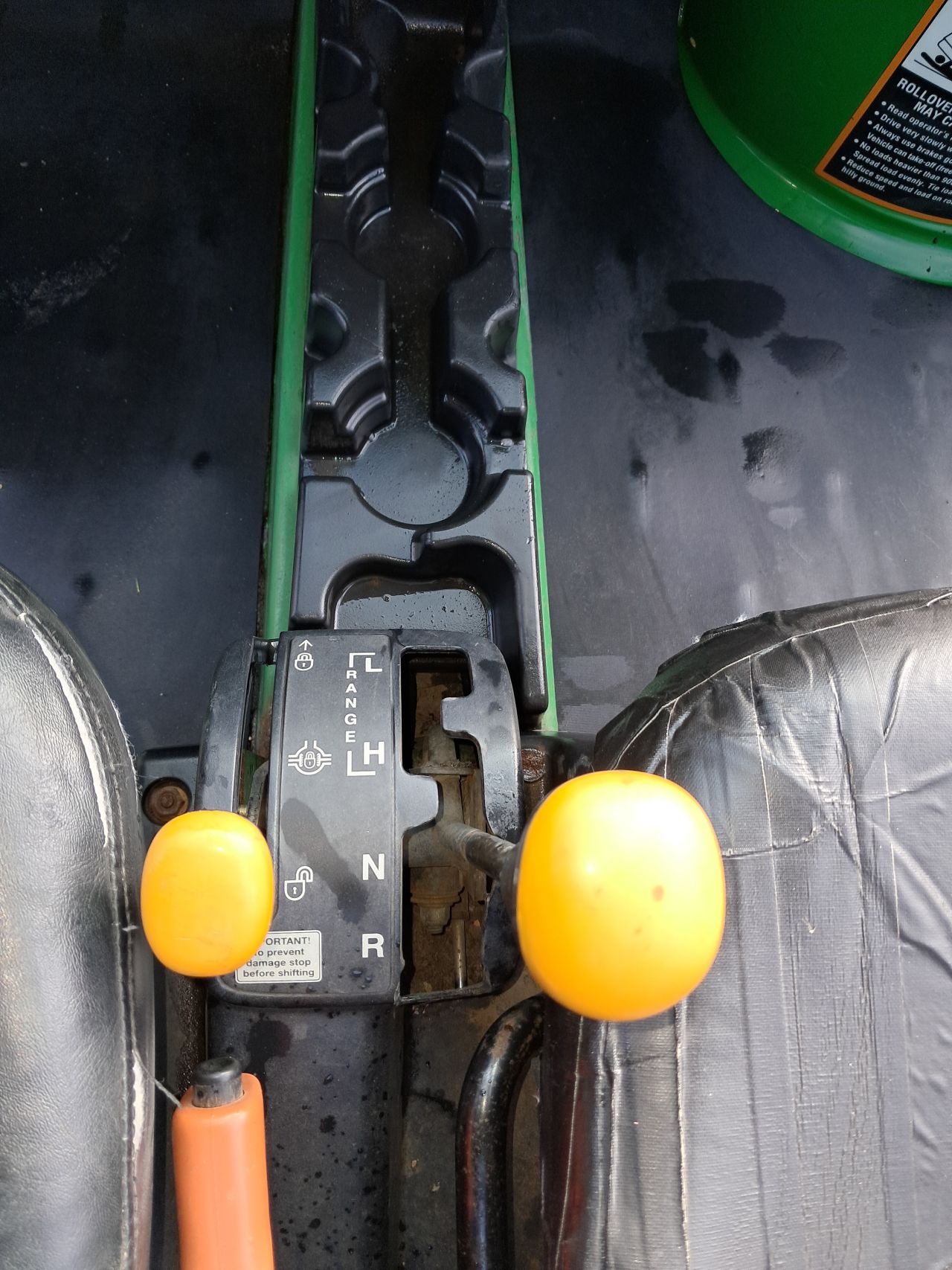 John Deere HPX / Gator / Diesel / 4 x 4 / Yanmar