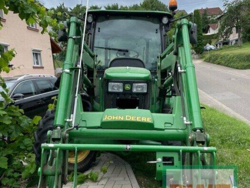 John Deere 5050E