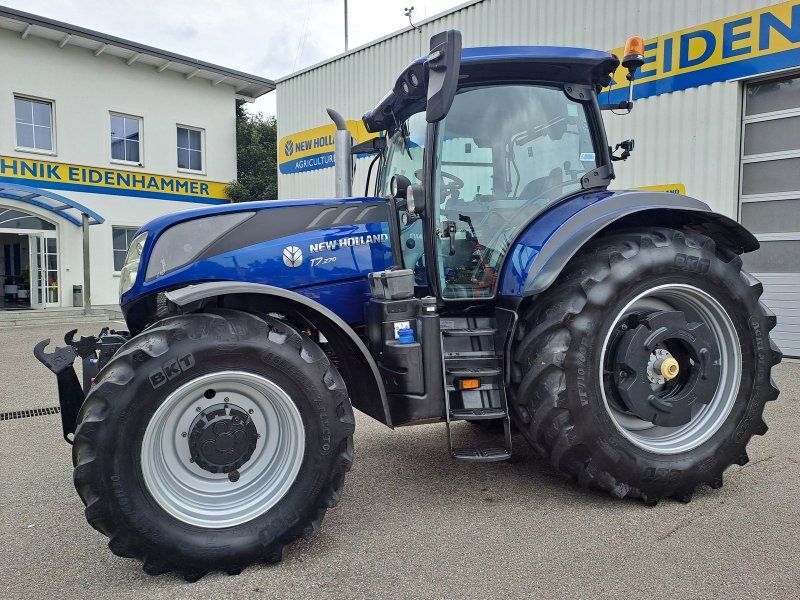 New Holland T7.270 Auto Command SideWinder II (Stage V)