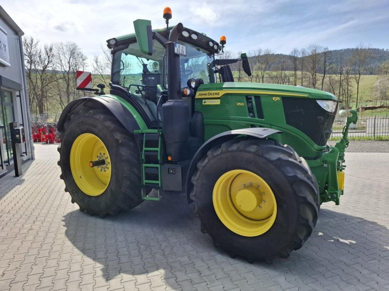 John Deere 6R 250 Command PRO
