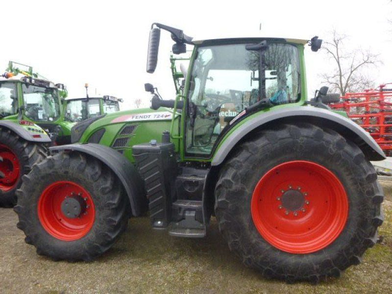 Fendt 724 VARIO S4 PROFI PLUS