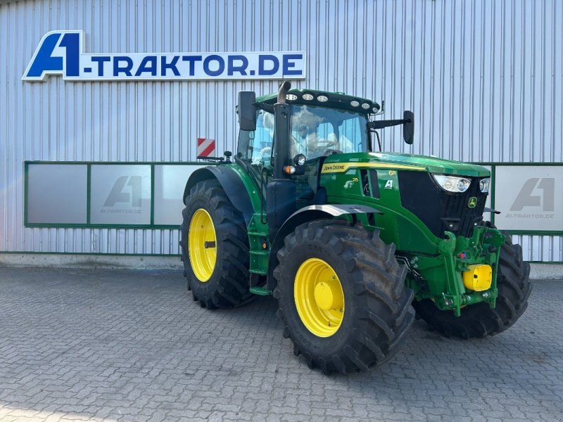 John Deere 6R 215