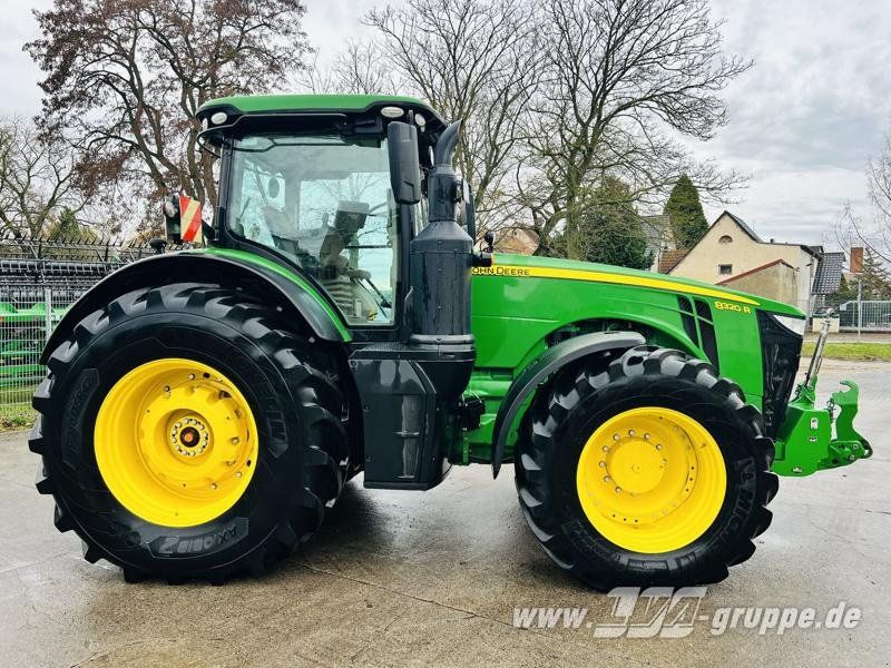 John Deere 8320R Premium Edition