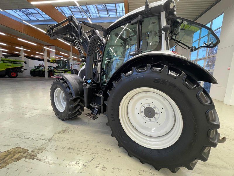 Valtra N154