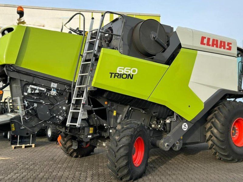 Claas Trion 660