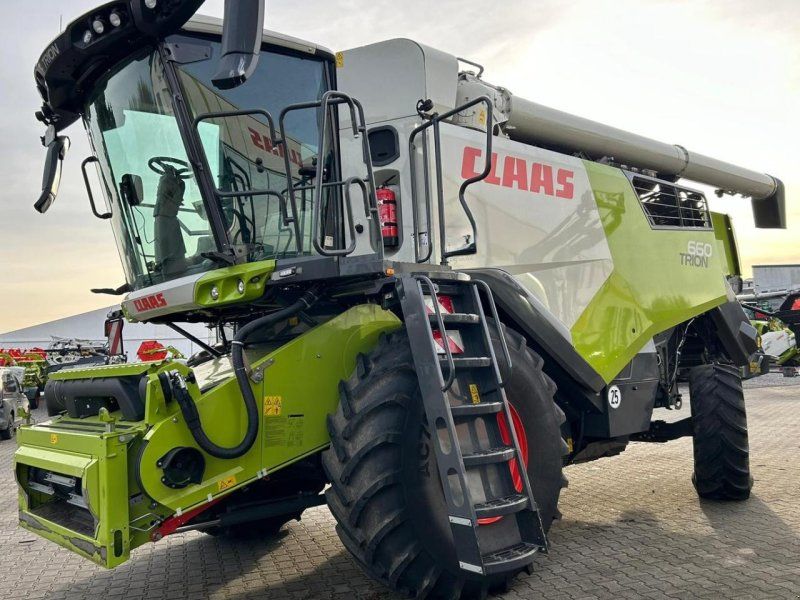 Claas Trion 660