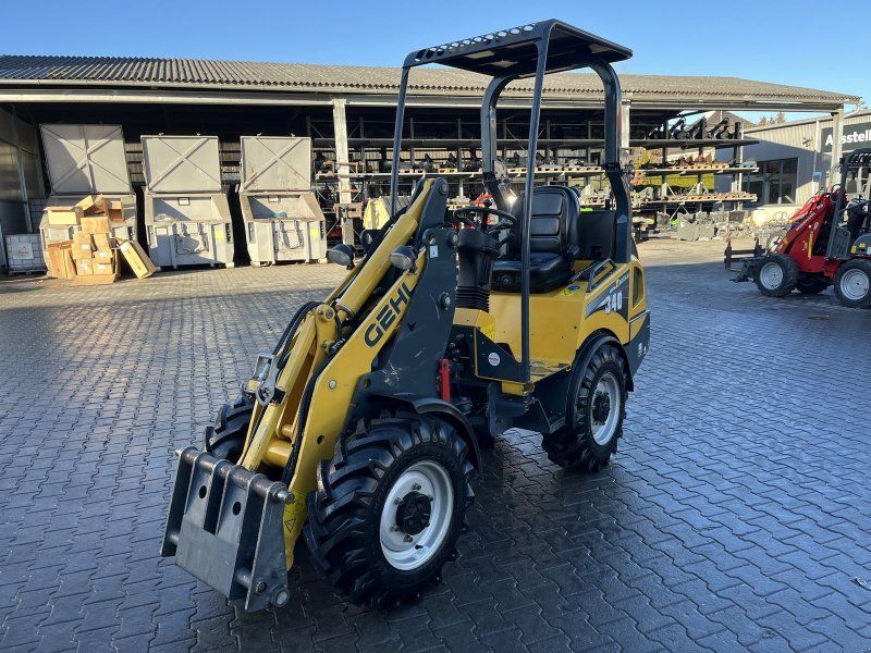 Gehl 340 mit Weidemann HV