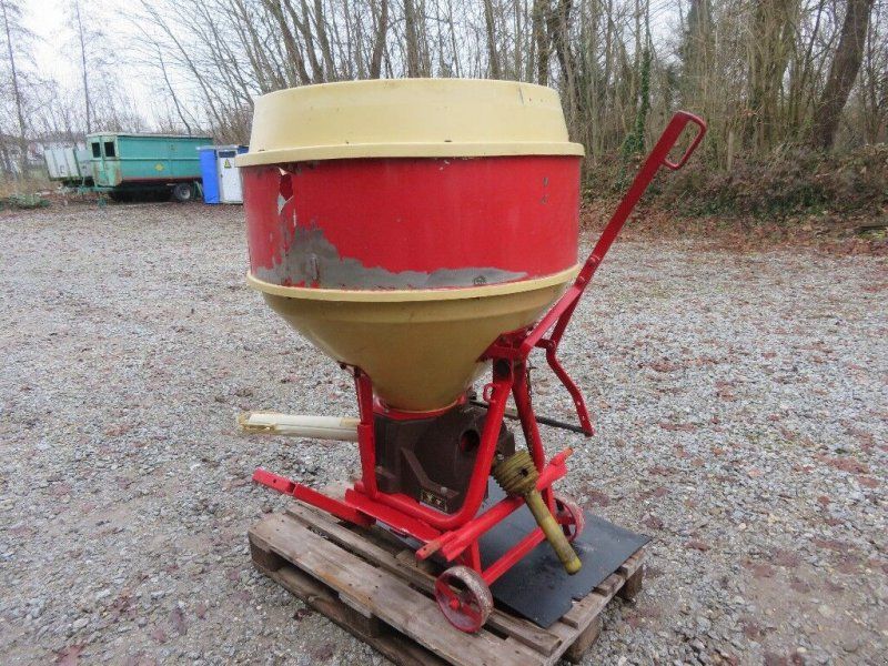 Vicon Pendeldüngerstreuer