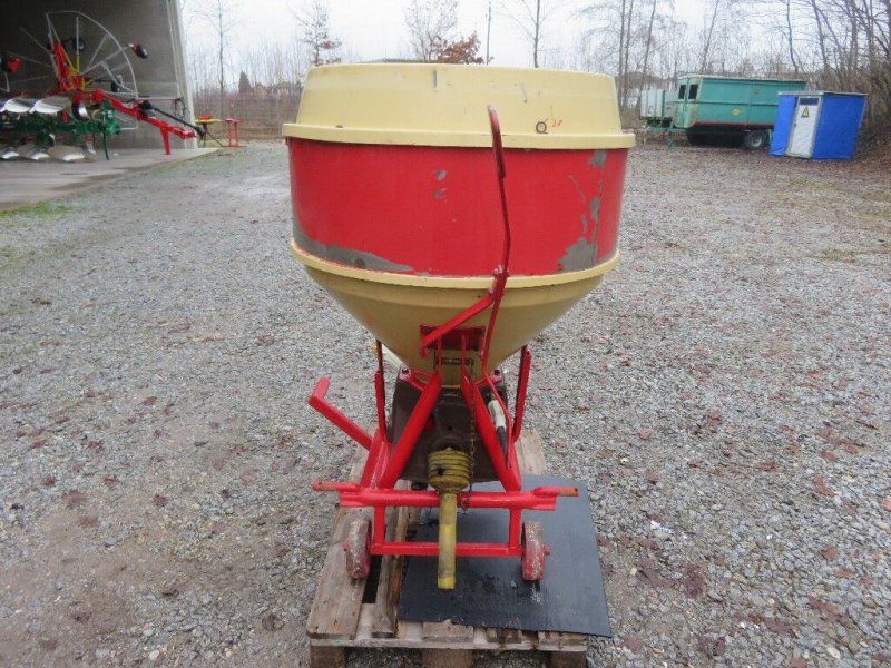 Vicon Pendeldüngerstreuer