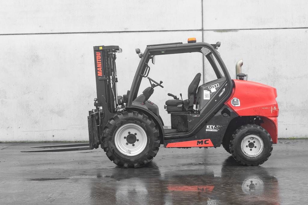 Manitou MC 30-4 D