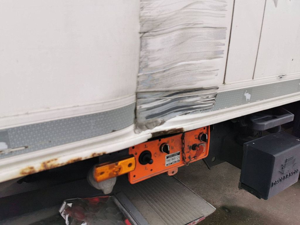 SCHMITZ SKO 24 SCB ENGINE liftaxle taillift 2t