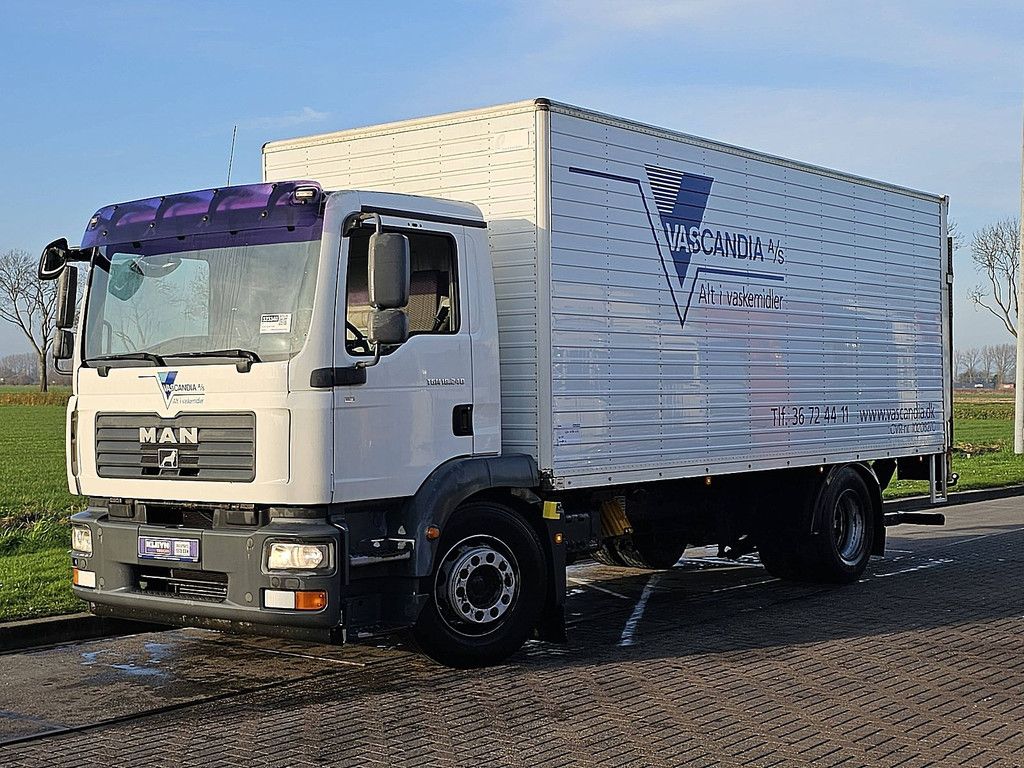 M.A.N. 18.240 TGM airco taillift