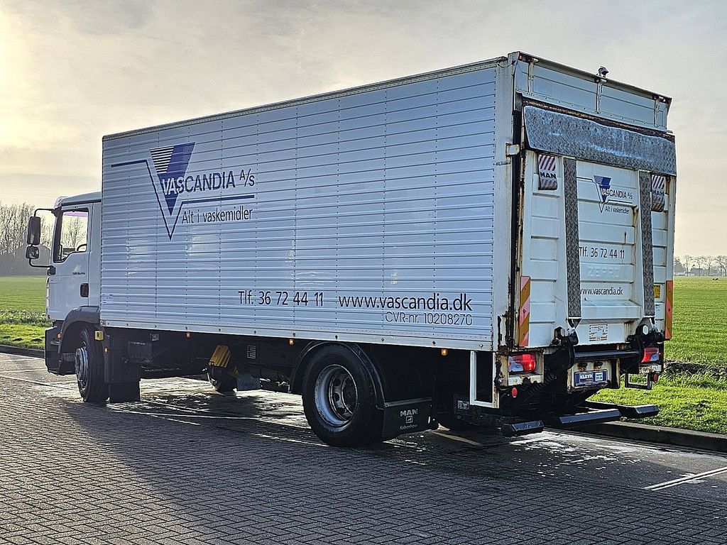 M.A.N. 18.240 TGM airco taillift