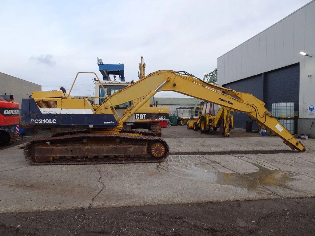 Komatsu PC210LC-5K