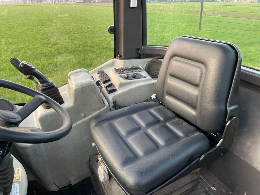 Ahlmann AX85 Shovel Loader