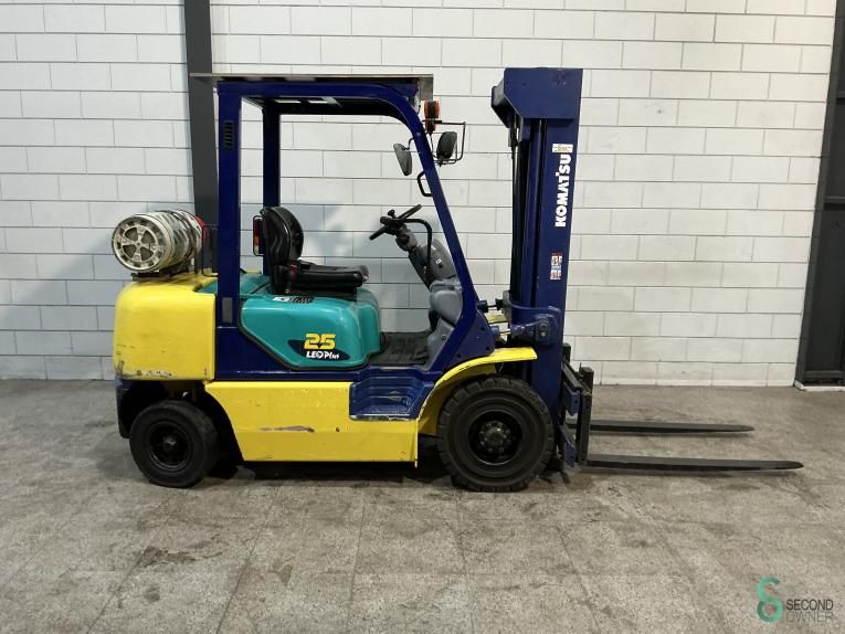 Forklifts LPG Komatsu FG 25 HT-14 2005 Side-shift