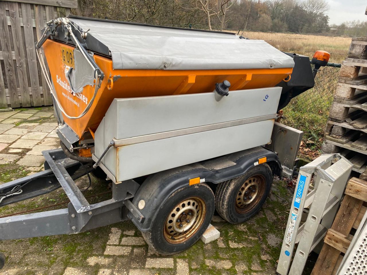 Schuitemaker Epoke zoutstrooier met 80km/h onderstel