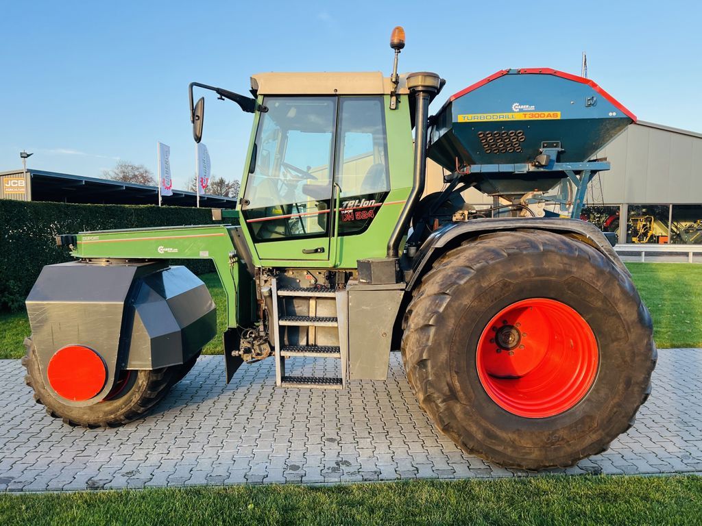 Fendt Xylon 524 3 wieler / zaaicombinatie