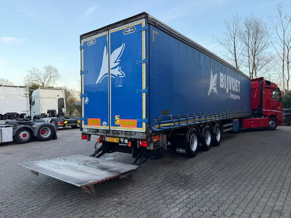 VAN HOOL 3AS Gegalvaniseerd Schuifzeilen/Schuifdak 2X Liftas 2.000KG Laadklep APK 05/2026!
