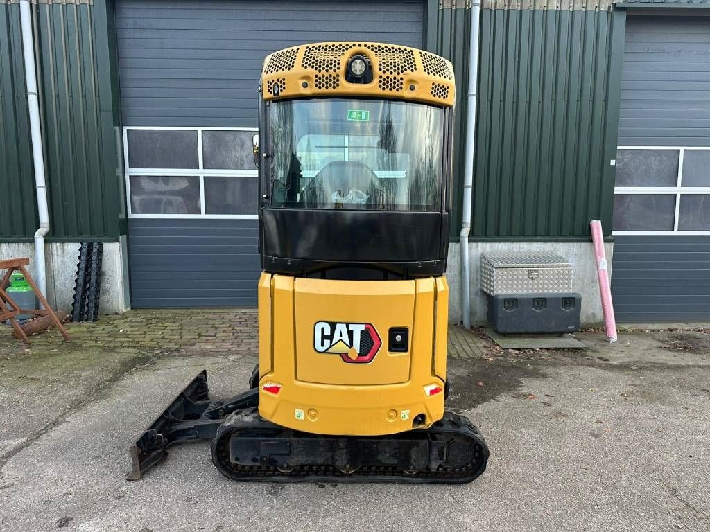 CAT 301.8