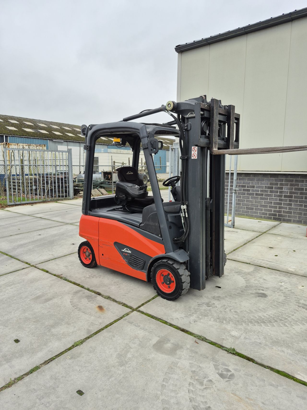 Londe E16P-02 triplex sideshift bj 2019 6029 uur