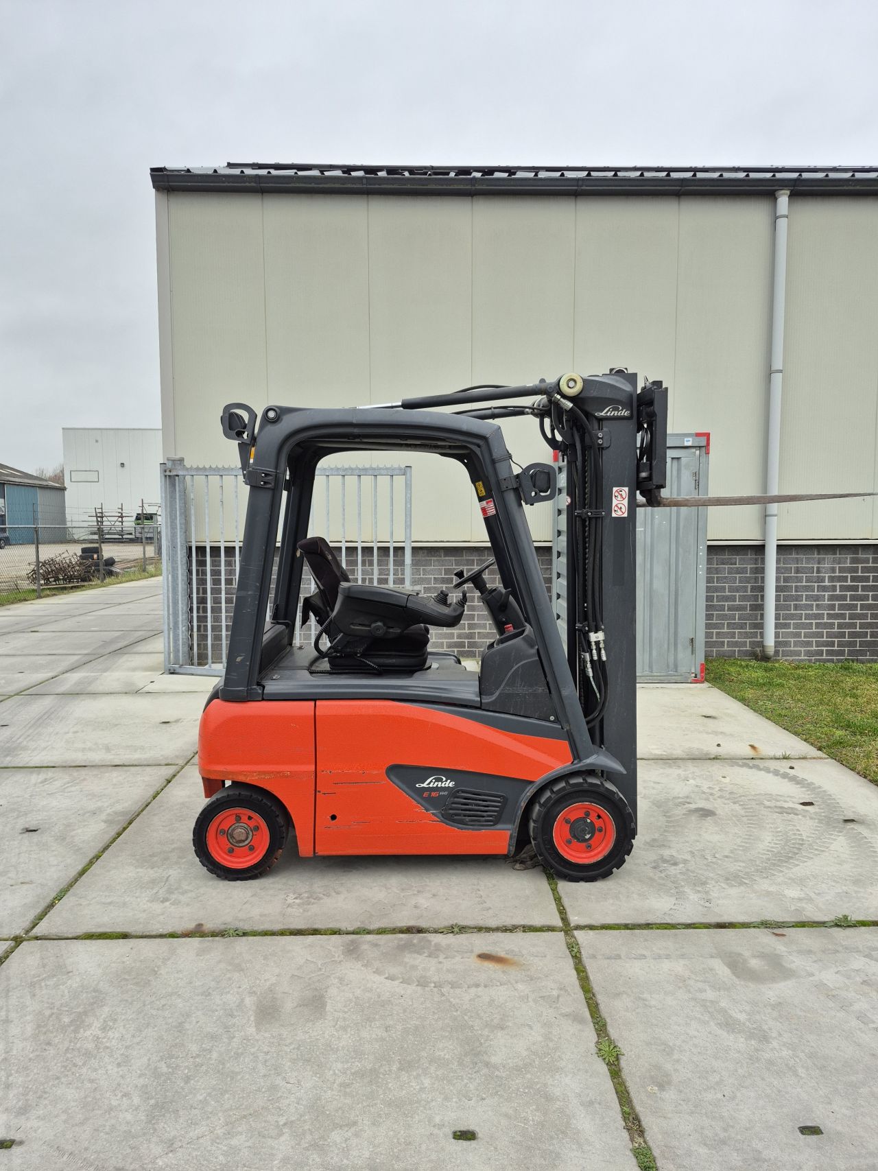 Londe E16P-02 triplex sideshift bj 2019 6029 uur