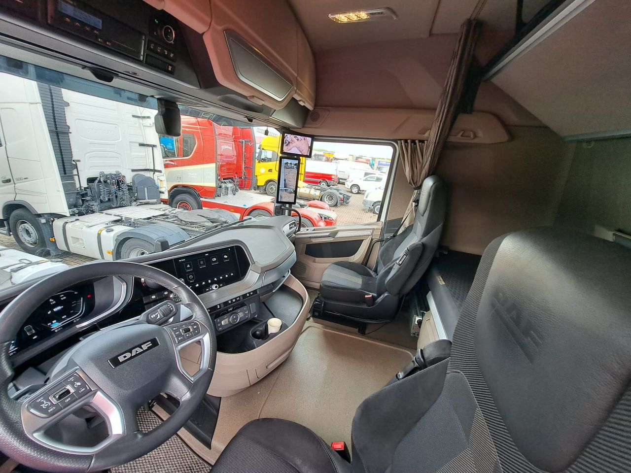 DAF XG FTN 530 Gestuurde naloper