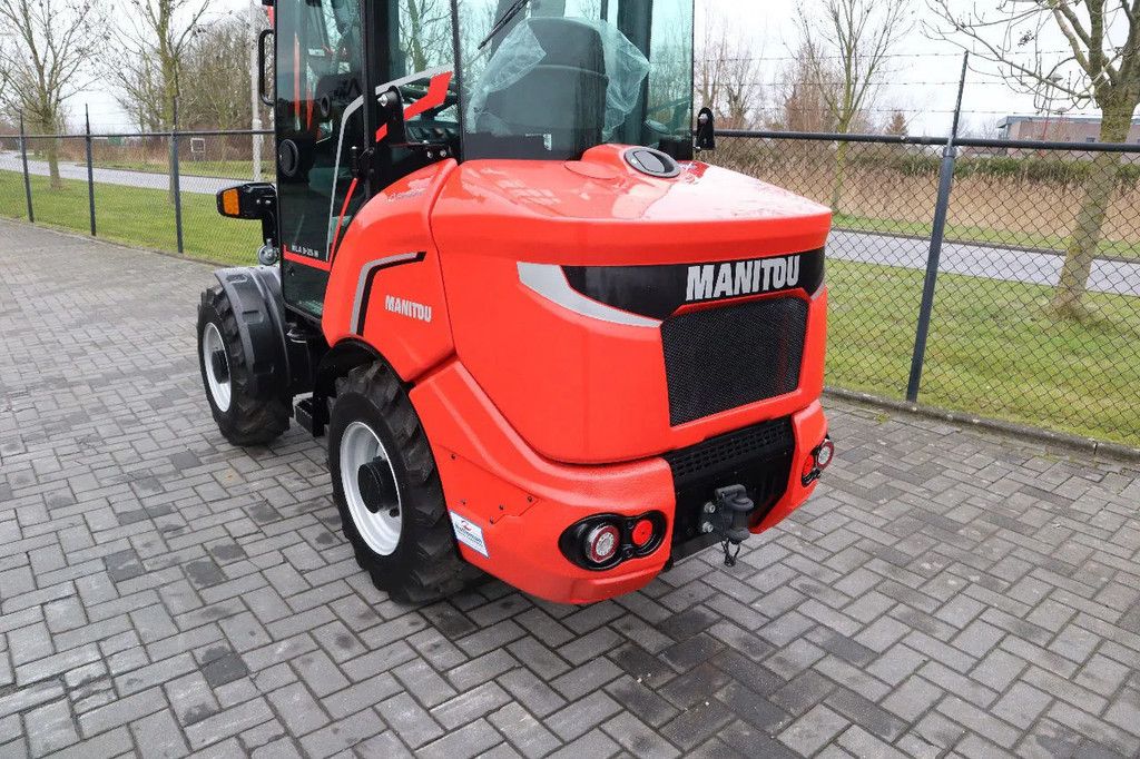 Manitou MLA 3-25 H | BUCKET | QUICK COUPLER | NEW UNUSED
