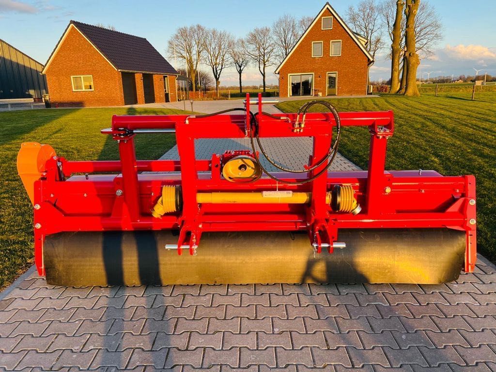 Ducker UM 30 FRONTKLEPELMAAIER