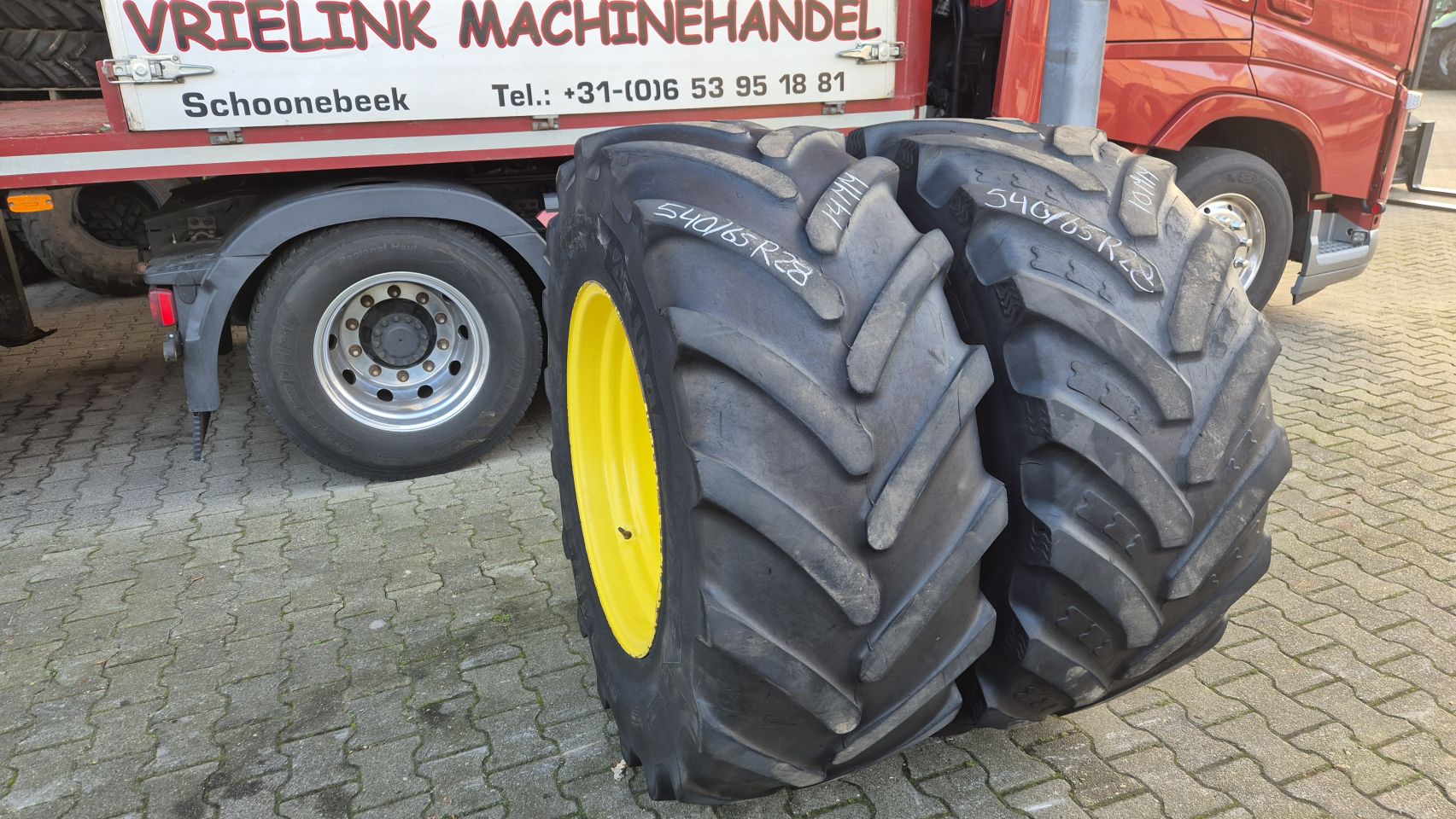 Set John Deere wielen 540/65R28