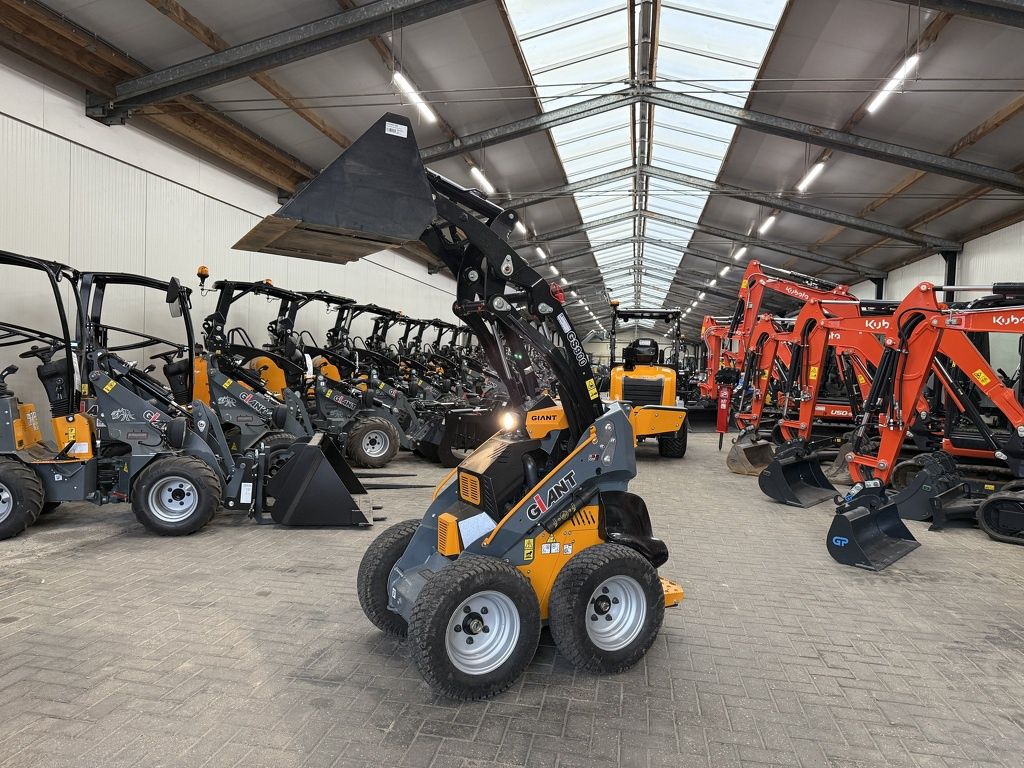 Giant GS900 SKID schranklader DEMO 2024 10 uur