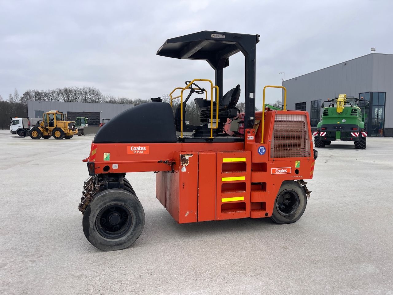 Dynapac CP142 Bandenwals