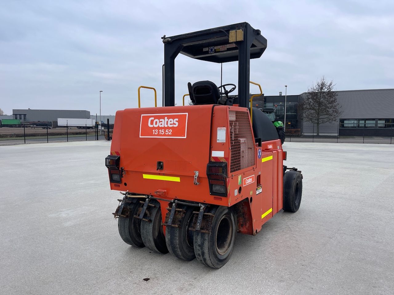 Dynapac CP142 Bandenwals